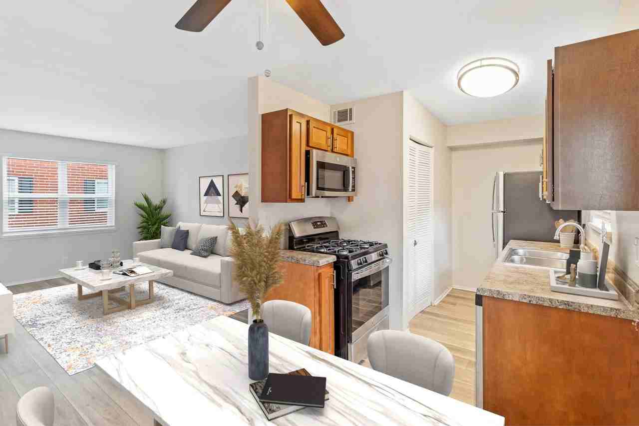 Germantown Village Apartments - Photo 6 of 23