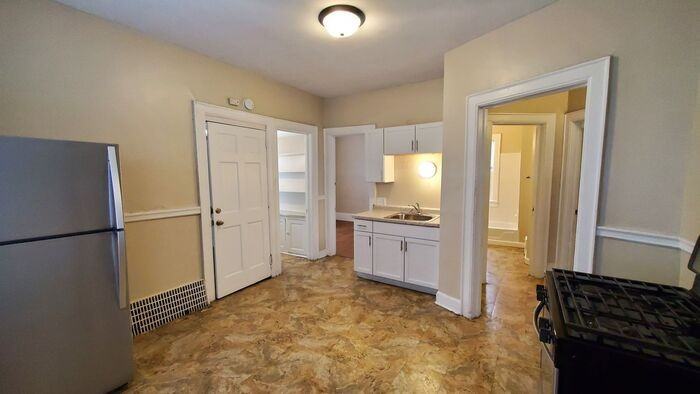 2447 N 34th St - Photo 2 of 13