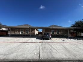 1327 W Garfield Ave #3 - Photo 1 of 1
