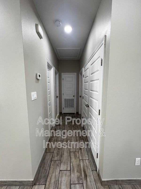 1327 W Garfield Ave #3 - Photo 6 of 15