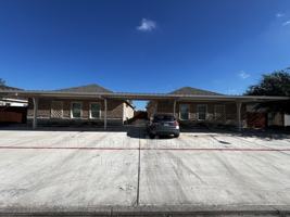 featured image of 1327 W Garfield Ave #2