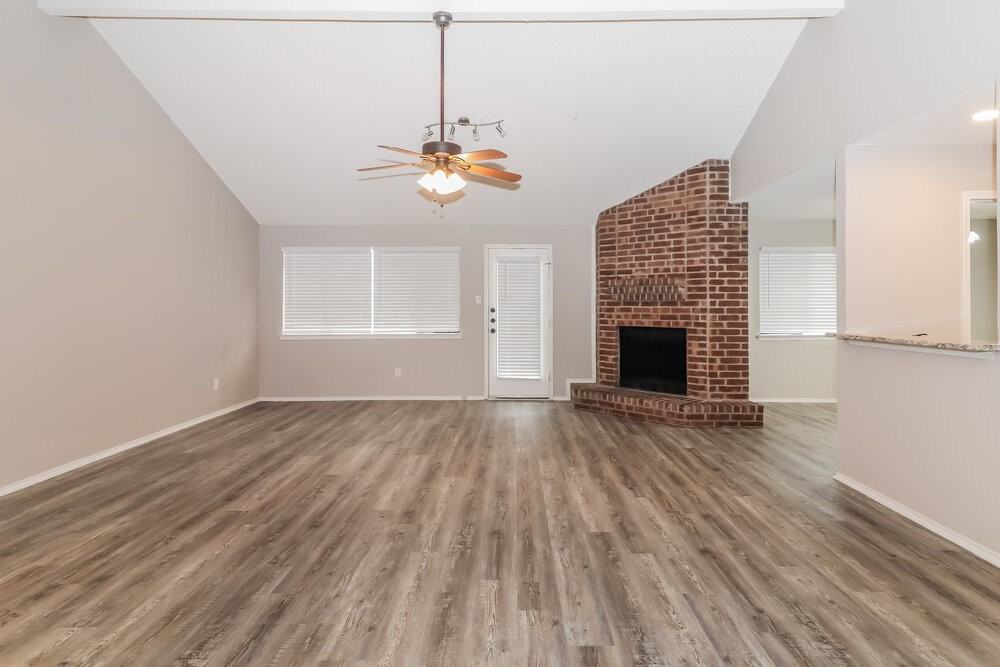 2301 Fall Ct - Photo 3 of 16