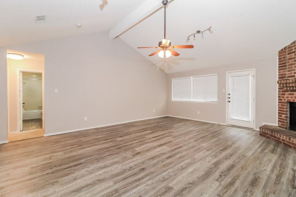 2301 Fall Ct - Photo 4 of 16