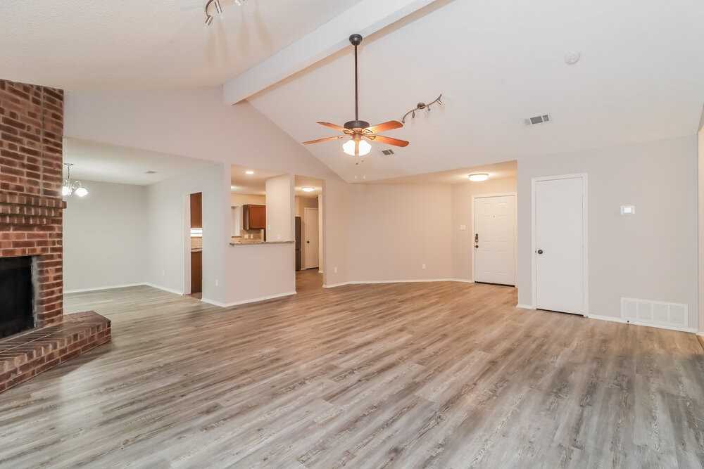 2301 Fall Ct - Photo 5 of 16