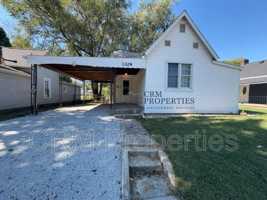 featured image of 1329 N Wabash Ave