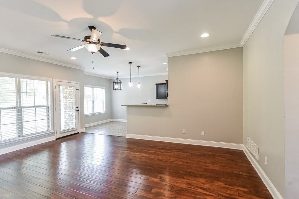 2580 Woodcutter Dr - Photo 5 of 17