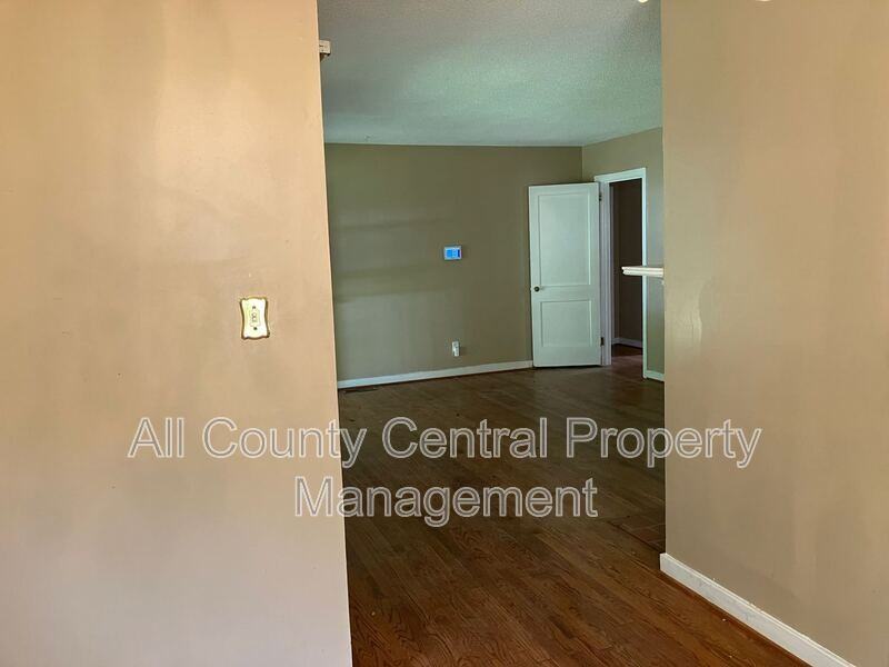 520 Belcher Dr - Photo 5 of 11