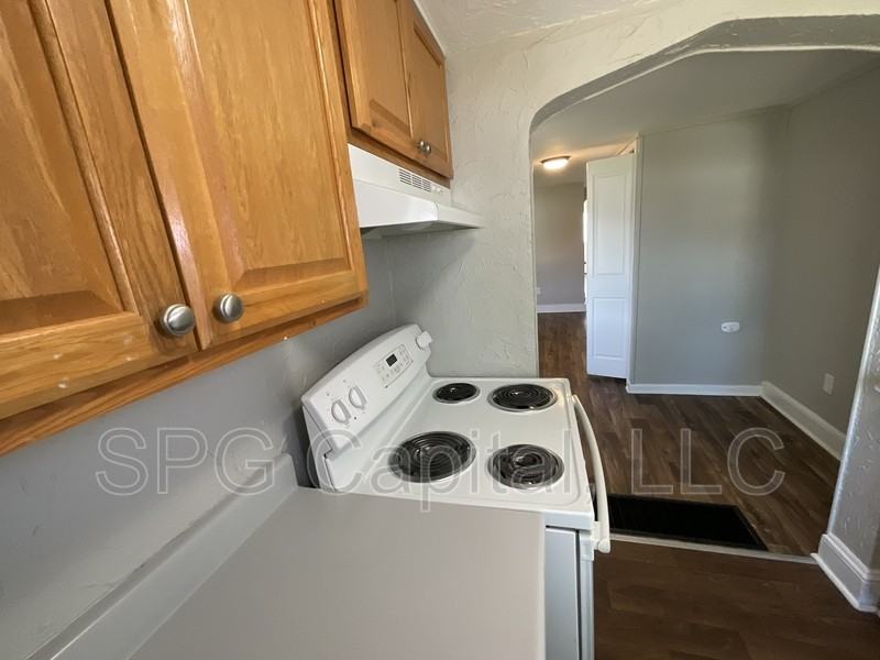 251 Chambersburg St - Photo 2 of 10