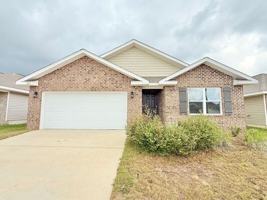 featured image of 5801 Guinevere Ln