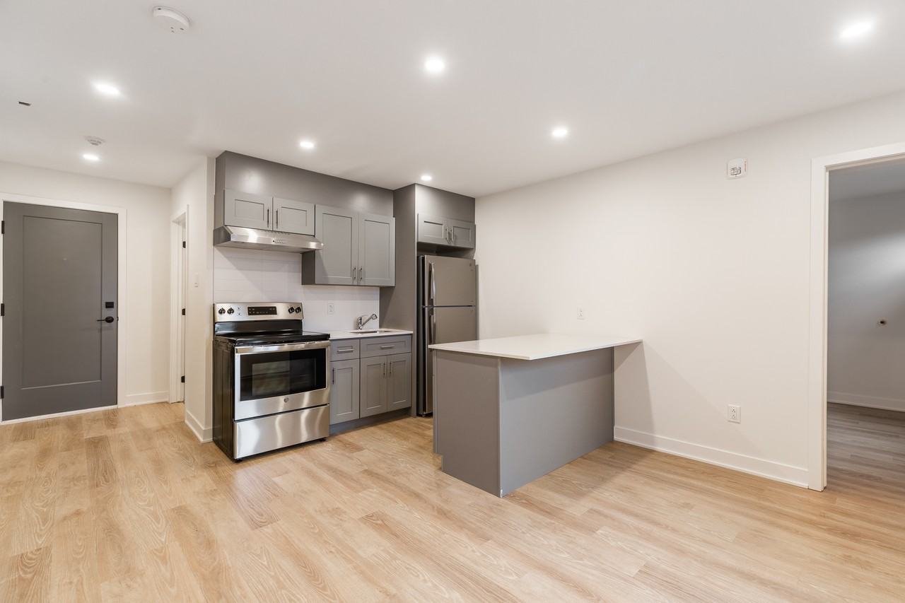 4610 Avenue Linton — photo 1