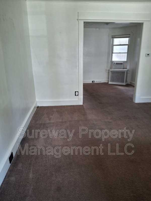 48 Bellevue Ter - Photo 3 of 26