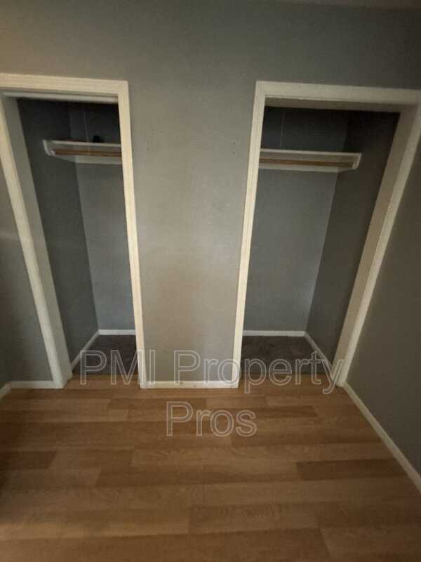 6712 W Villard Ave - Photo 4 of 10