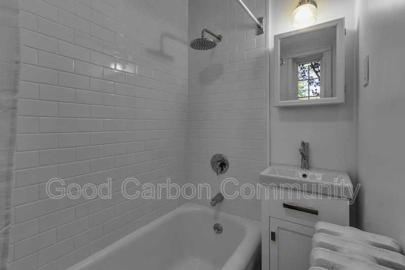 23 Allen St #304 - Photo 3 of 4