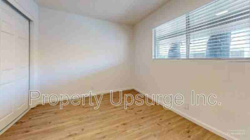 1558 Bridge St #21 - Photo 7 of 12