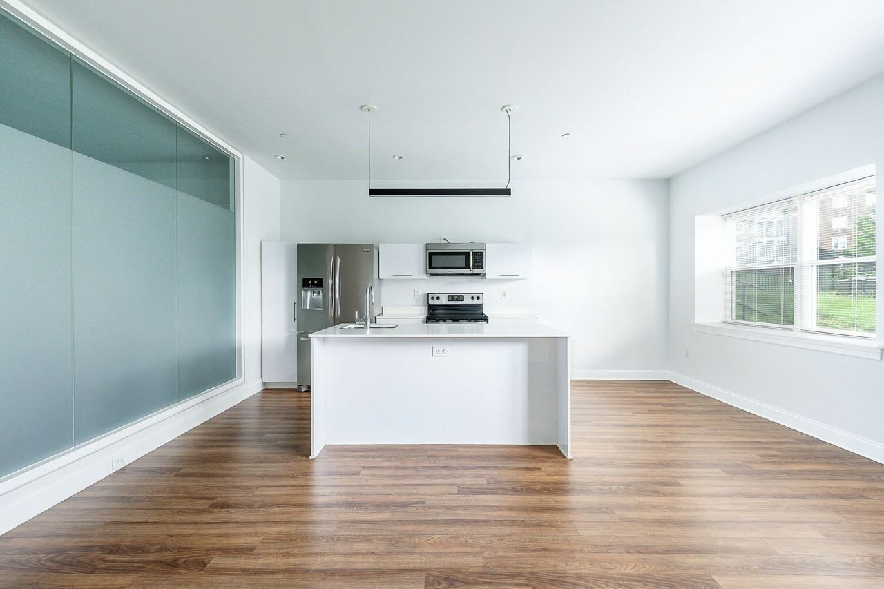 The Palmer - Photo 7 of 50