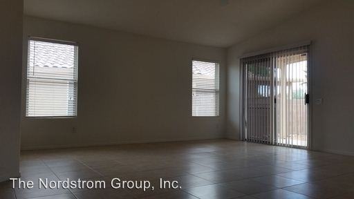 9013 N Arrington Dr - Photo 2 of 18