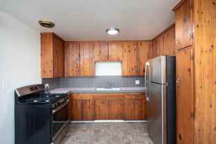 Talmadge Pacific Apartments - Photo 1 of 1