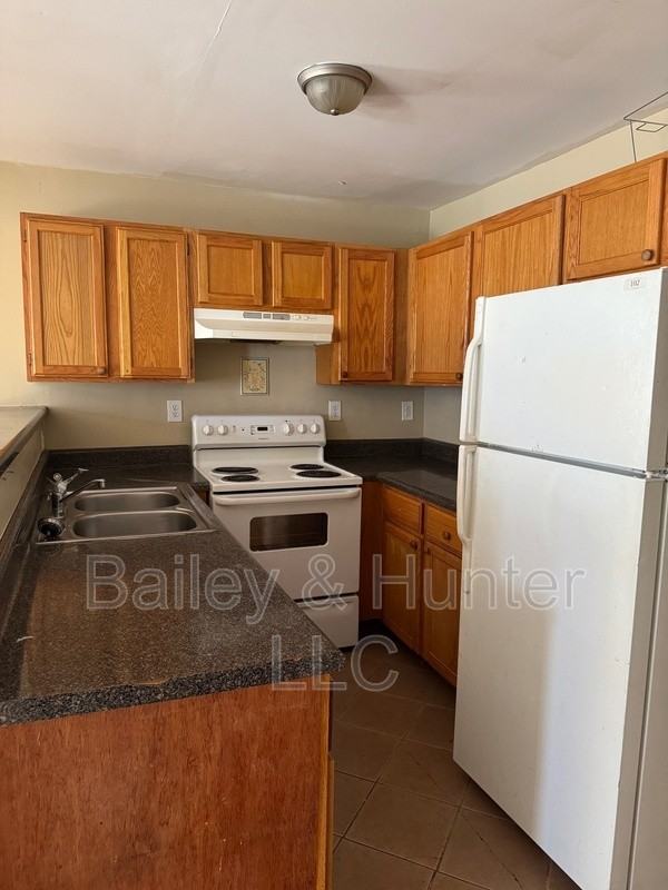 218 Crumley St Sw - Photo 3 of 7