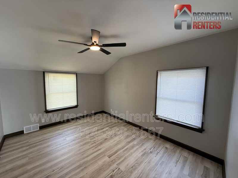 3914 W Hampton Ave #SFH - Photo 7 of 12