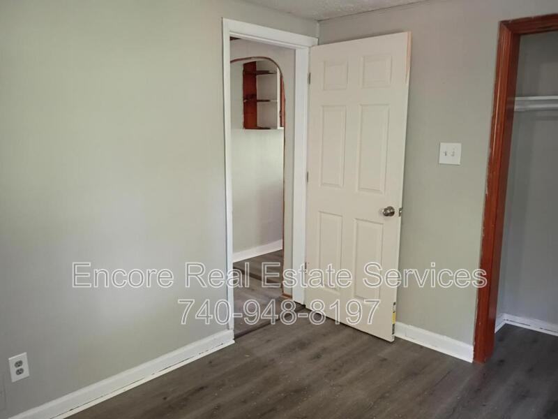 138 Orchard St #A - Photo 3 of 10