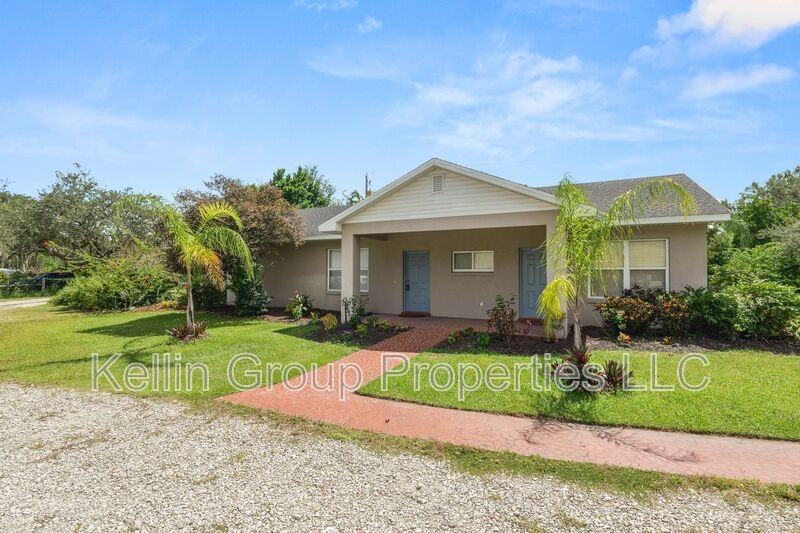 70 Powell Road - Photo 2 of 33