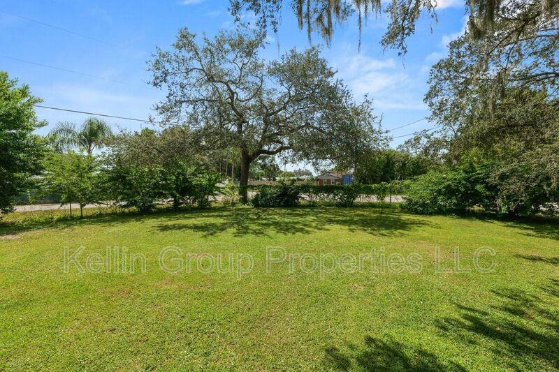 70 Powell Road - Photo 7 of 33