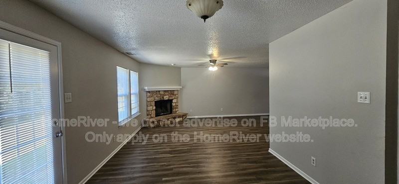 2484 Summerwood Ln - Photo 6 of 16