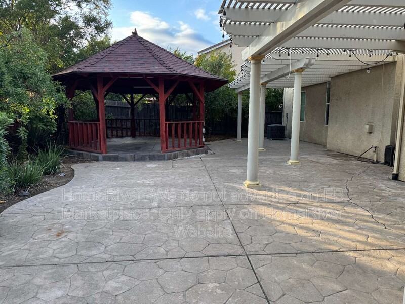 2204 Citrine Way - Photo 3 of 11