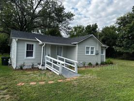 204 Moore Dr - Photo 1 of 1