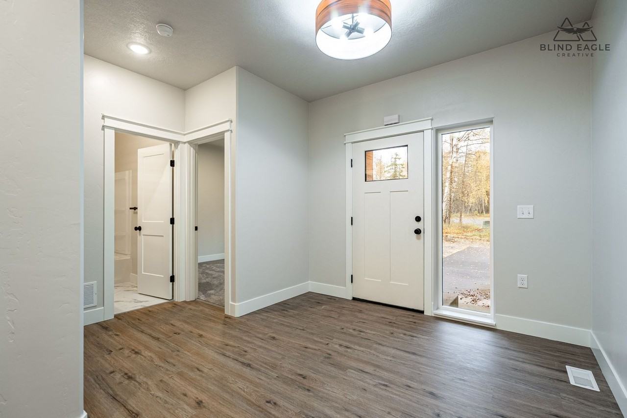 7472 7472 N. Paw St. #2 - Photo 3 of 22