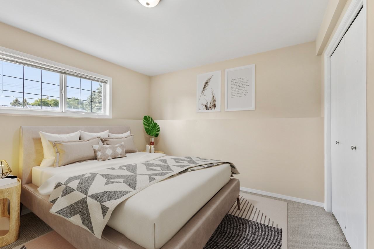 33 Fourth Avenue North - Photo 5 of 16
