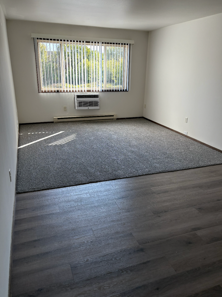 309 - Hospital Dr. - Photo 5 of 5