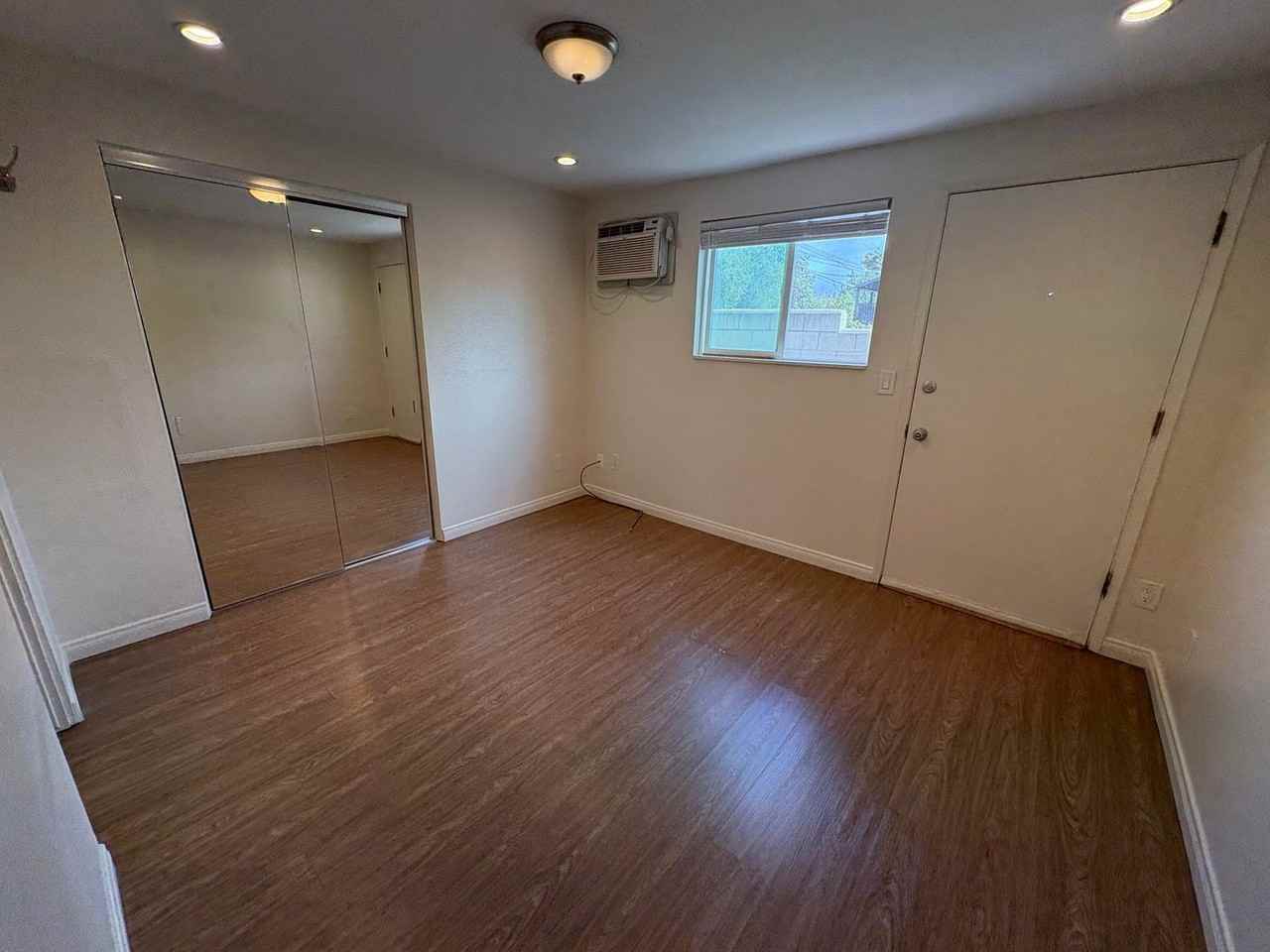 3503 Del Rey St #6 - Photo 2 of 16