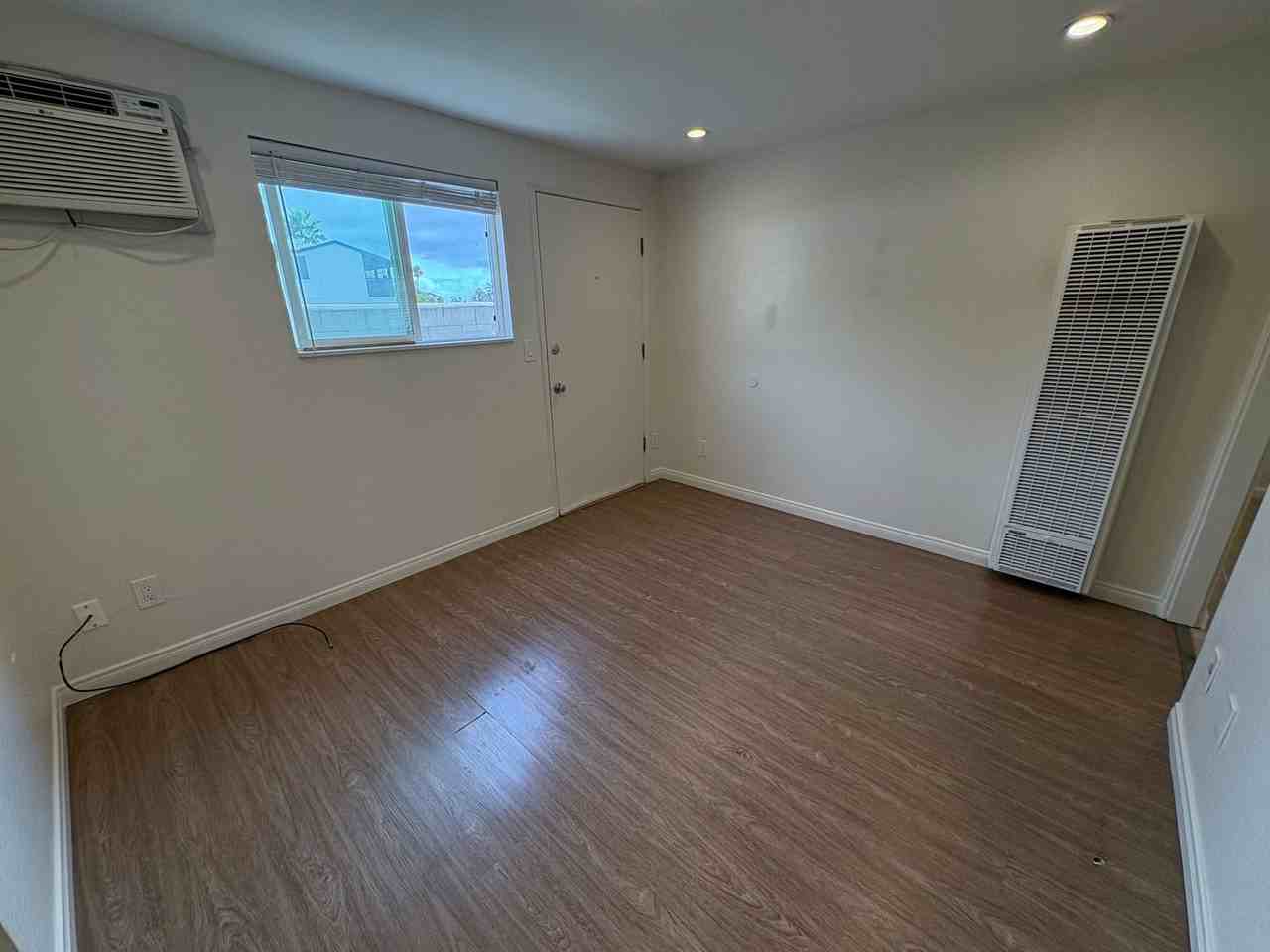 3503 Del Rey St #6 - Photo 3 of 16