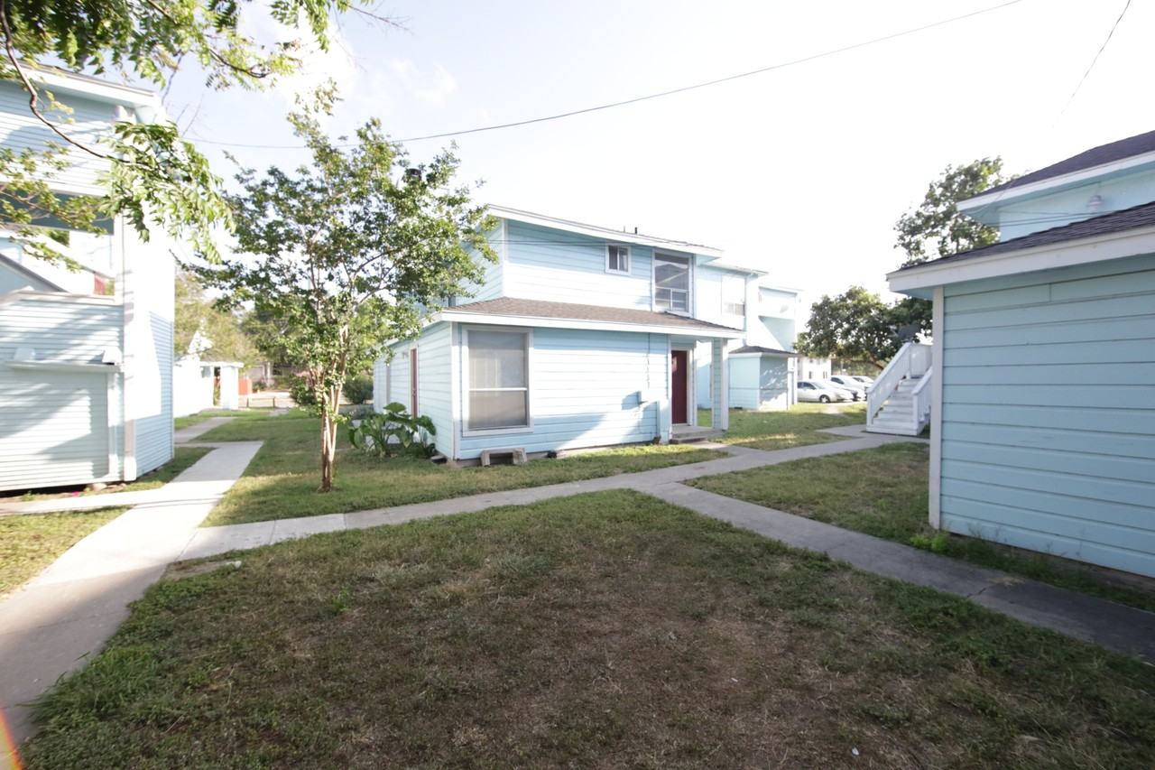 Caracole Apartments - Photo 2 of 34