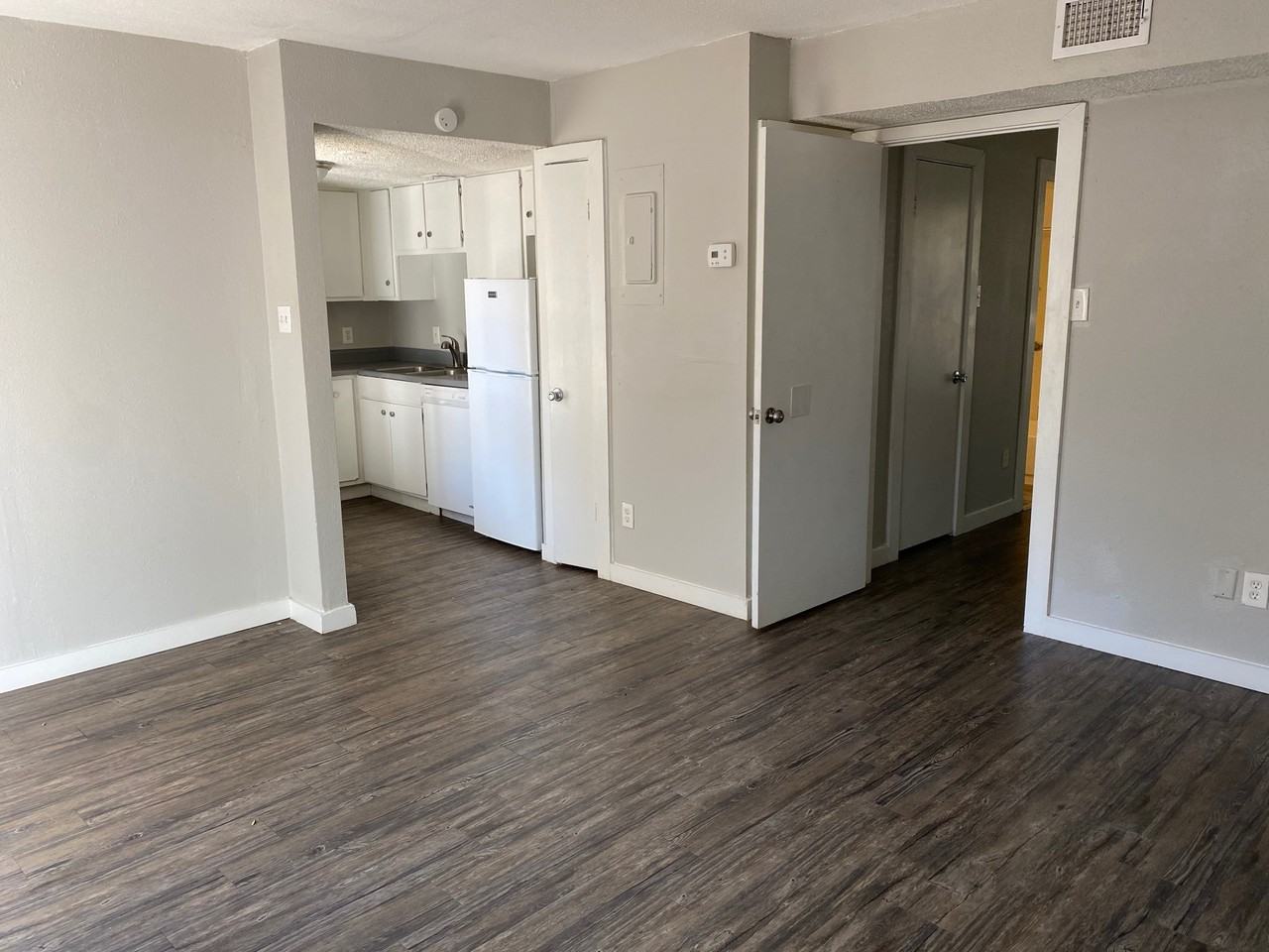 Caracole Apartments - Photo 7 of 34