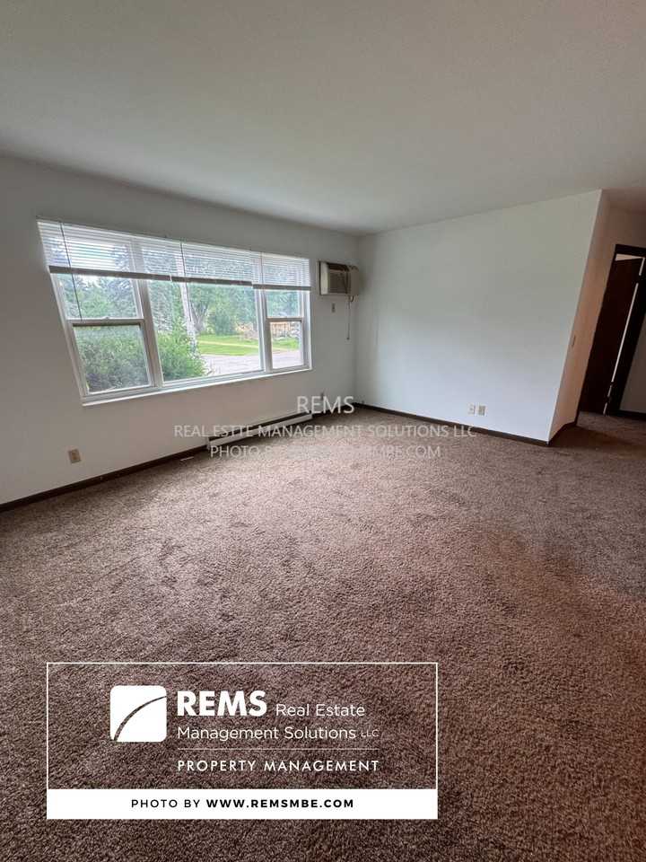 505 Vine Street - Photo 2 of 10