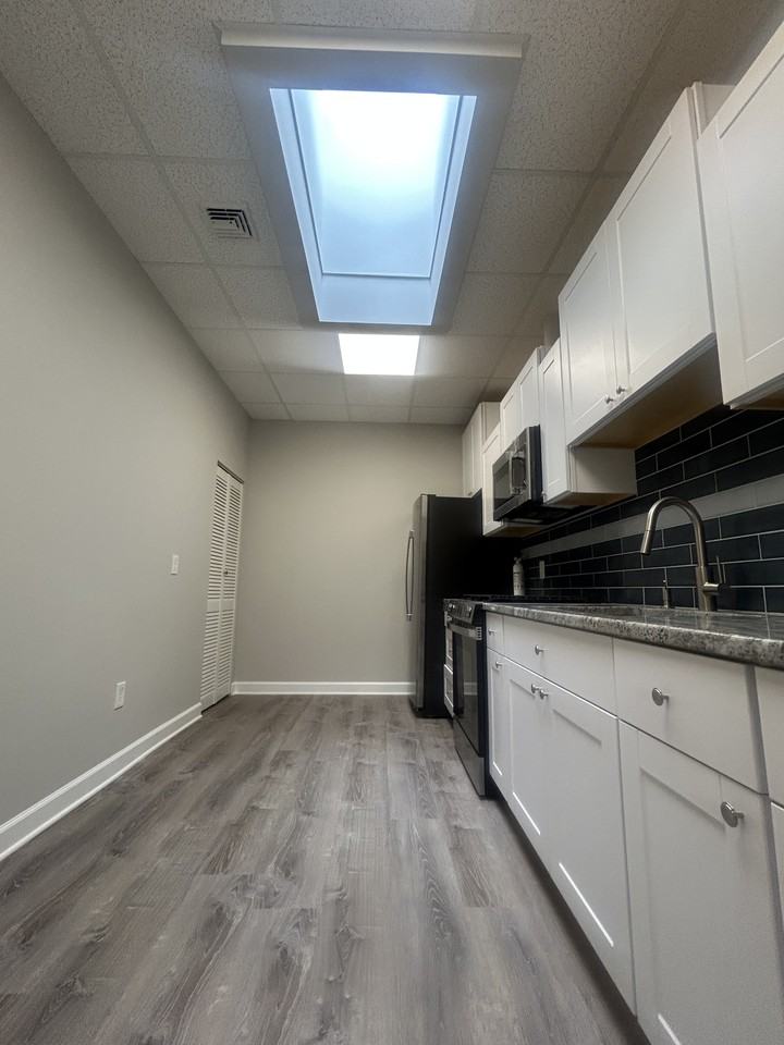 276 Cypress Avenue - Photo 2 of 10