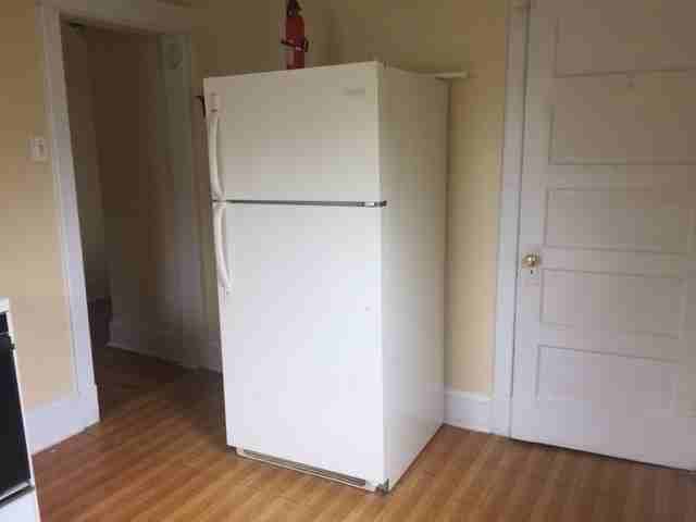 231 1/2 Porter Avenue, Martinsburg WV 25401 - Photo 2 of 6