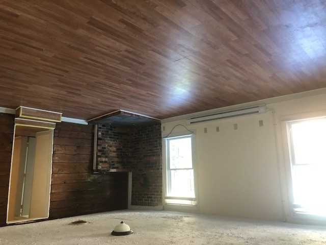 101 South Mary Street, Apt B Hedgseville, WV 25427 - Photo 2 of 9