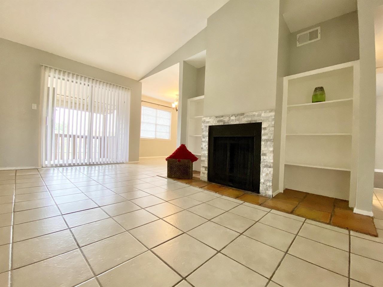 Garden Court Apartments - Photo 4 of 50