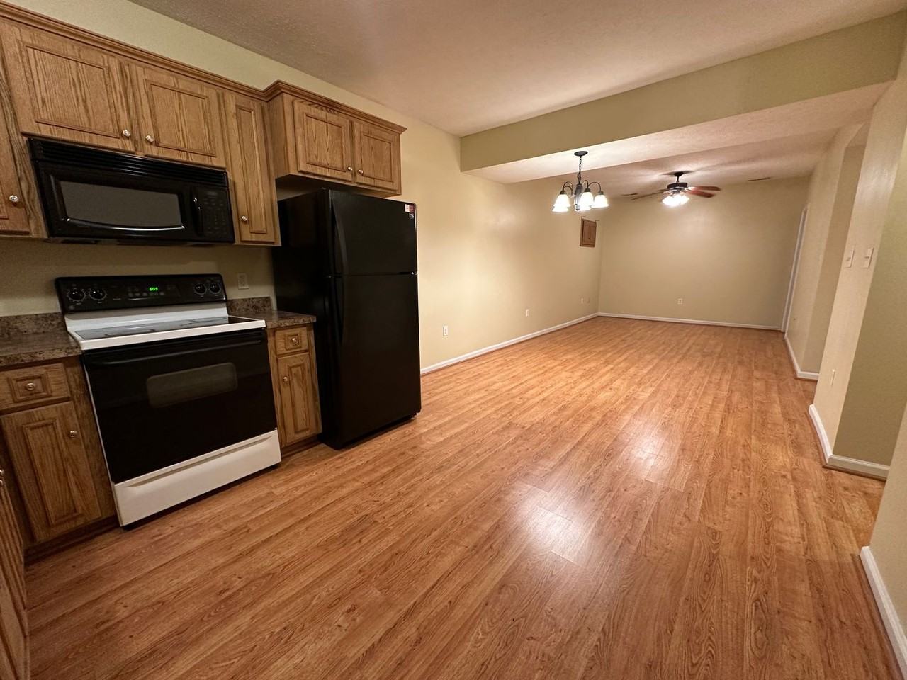 5698 Colonial Hwy - Photo 2 of 11