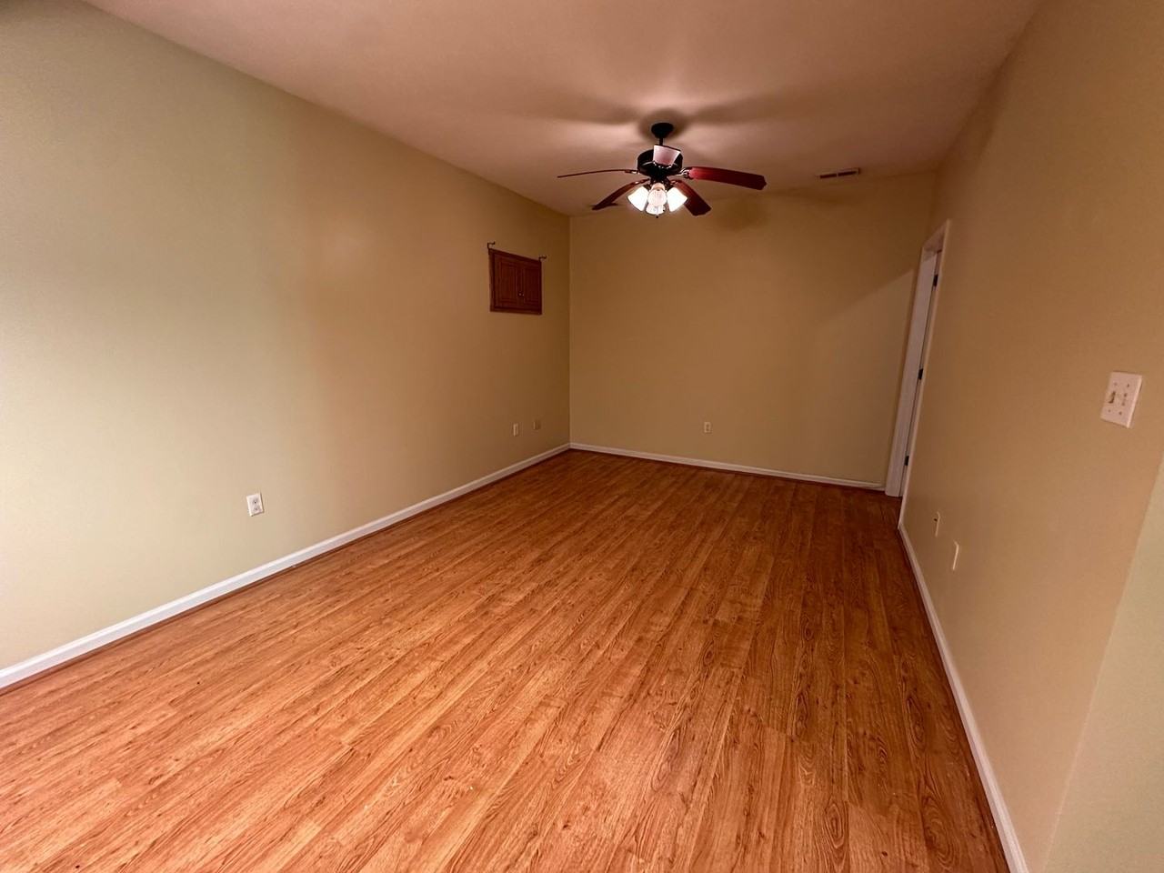 5698 Colonial Hwy - Photo 4 of 11