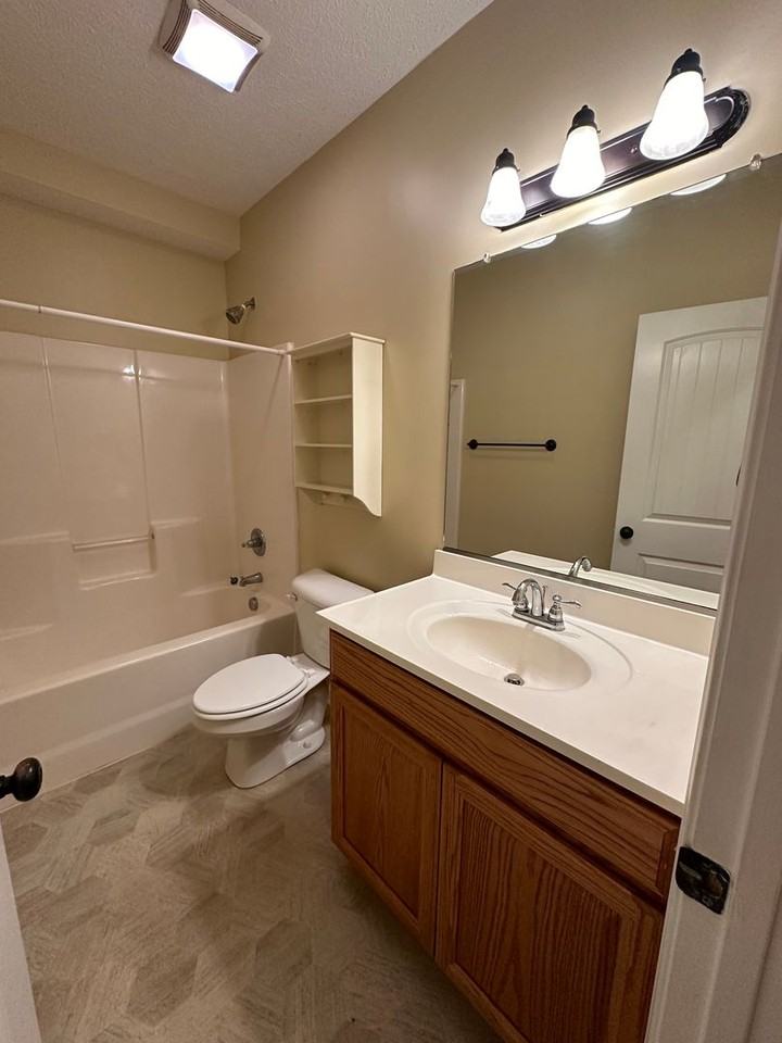 5698 Colonial Hwy - Photo 7 of 11