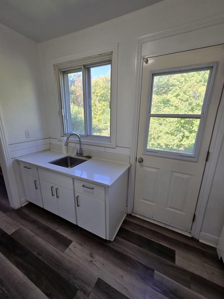 2985 Boulevard Édouard-Montpetit - Photo 2 of 8