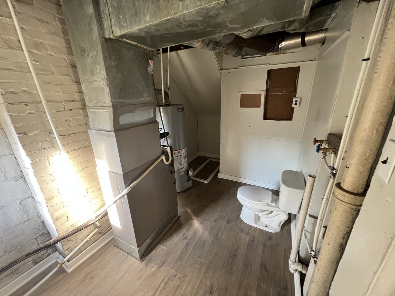 2708 West Franklin Street - Photo 3 of 8