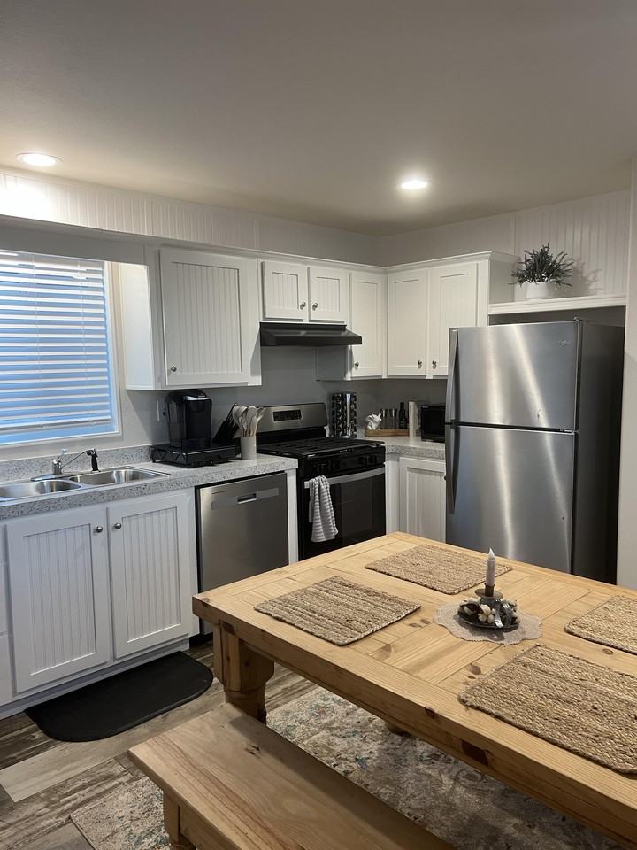 Northside Mobile Home Park - Photo 7 of 38