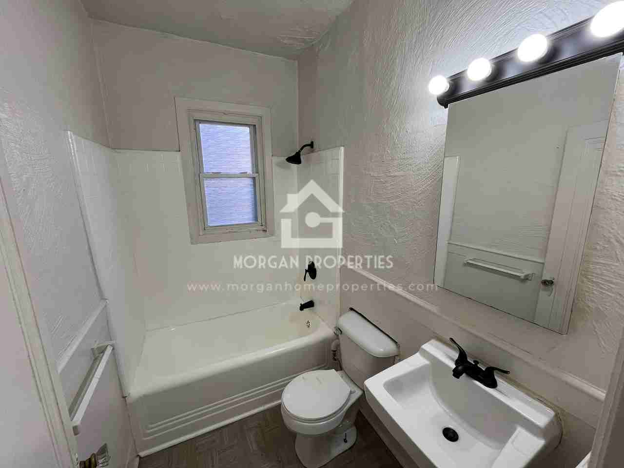 1231-1235 West Walnut Street - Kokomo - Photo 5 of 40