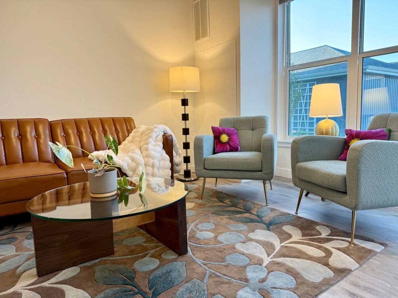 Point Gardens Apartments - Photo 4 of 41