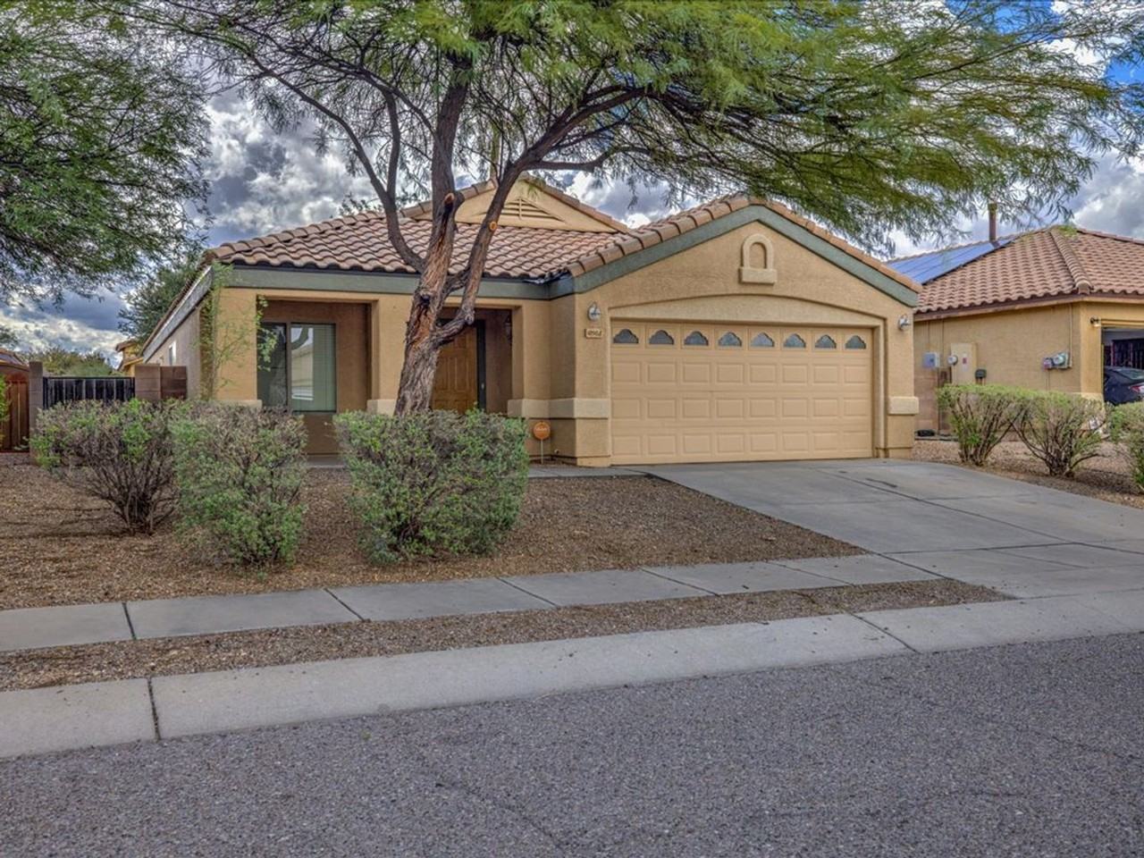 10504 E Feltleaf Willow Trl - Photo 2 of 28